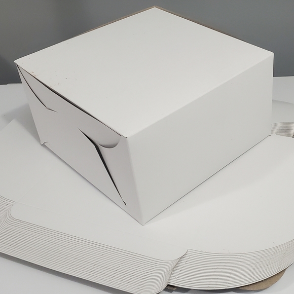 Basic white 9x9x5 cake boxes - Picture 2 of 2